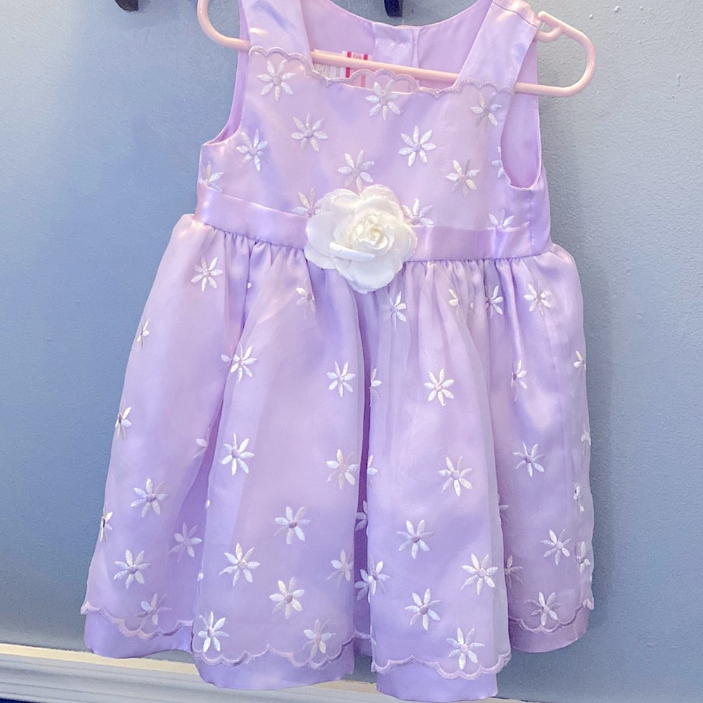 Rosenau Size 24 Months.